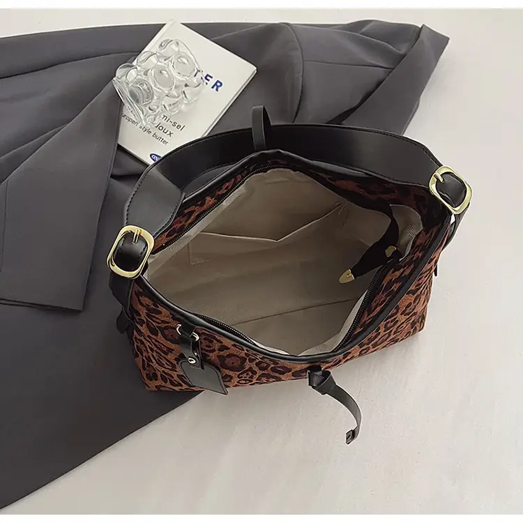 Leopard Print Shoulder Crossbody Bag Women 2024 — feature 9