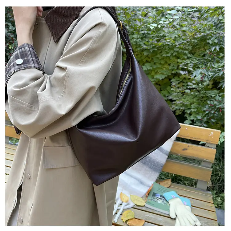 Large Capacity Women's Bag Retro 2024 Shoulder Crossbody Commuter — feature 11