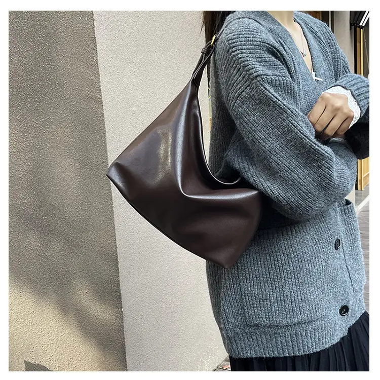 Large Capacity Women's Bag Retro 2024 Shoulder Crossbody Commuter — feature 20