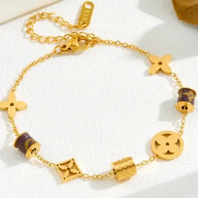 Real Gold Four Leaf Flower Bracelet for Women - Image 12