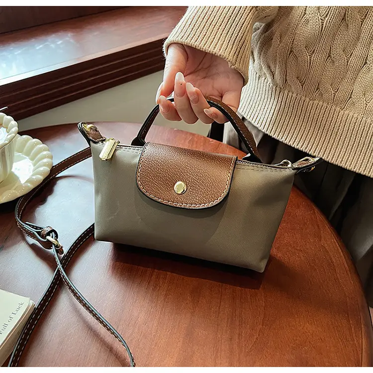 Retro Brown Nylon Crossbody Bag for Women 2025 — feature 26