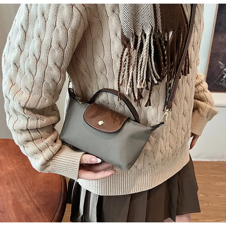 Retro Brown Nylon Crossbody Bag for Women 2025 — feature 27