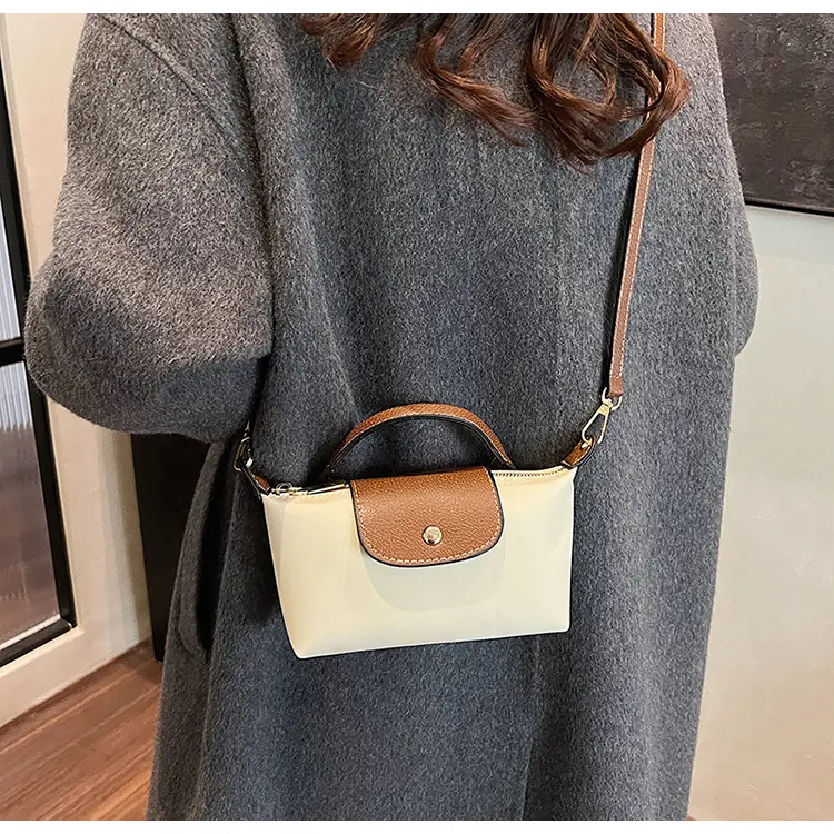 Retro Brown Nylon Crossbody Bag for Women 2025 — feature 32