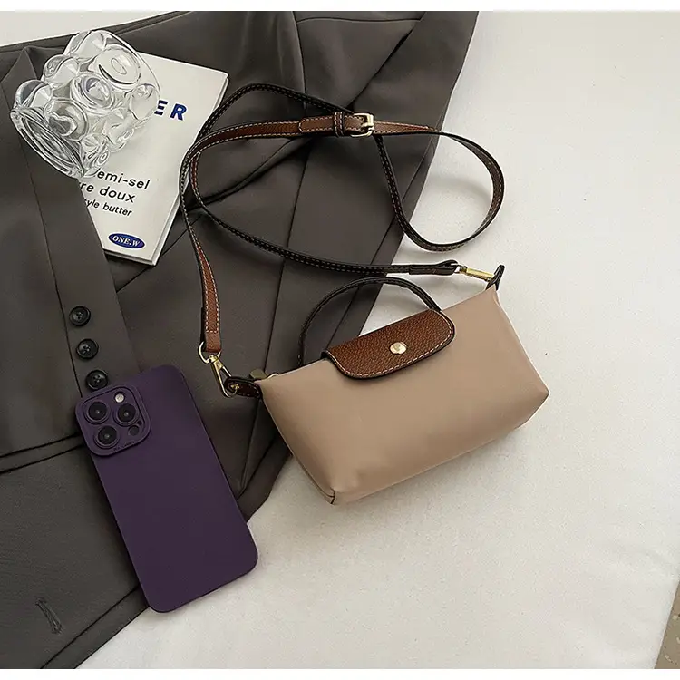 Retro Brown Nylon Crossbody Bag for Women 2025 — feature 47