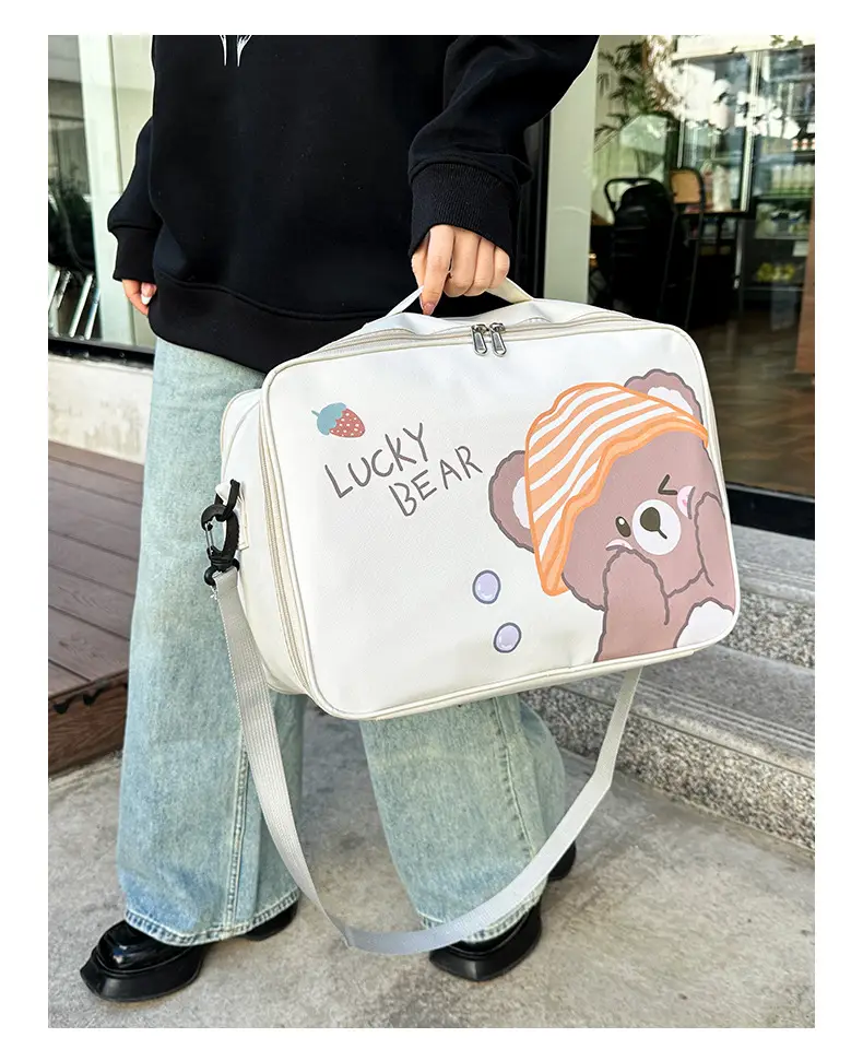 Cute Bear Print Large Capacity Travel Bag — feature 12