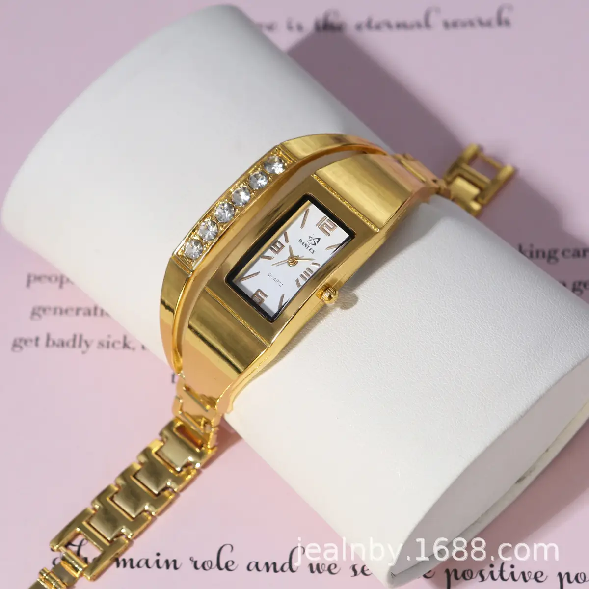 Gold Women's Quartz Watch with Diamond Bracelet - Image 6