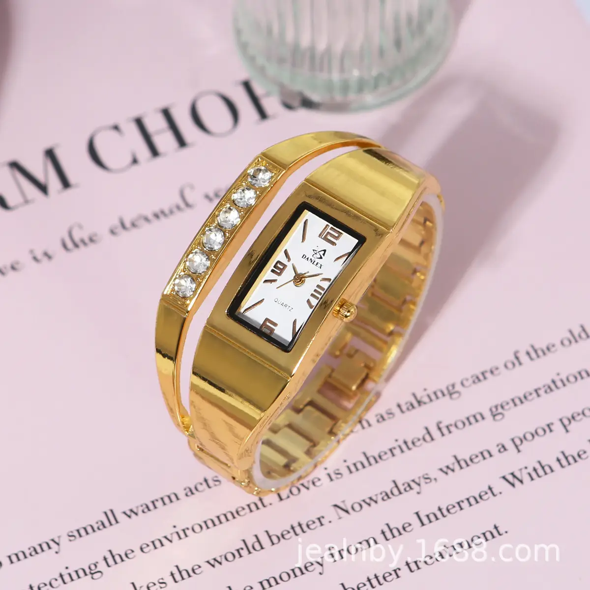 Gold Women's Quartz Watch with Diamond Bracelet — feature 6