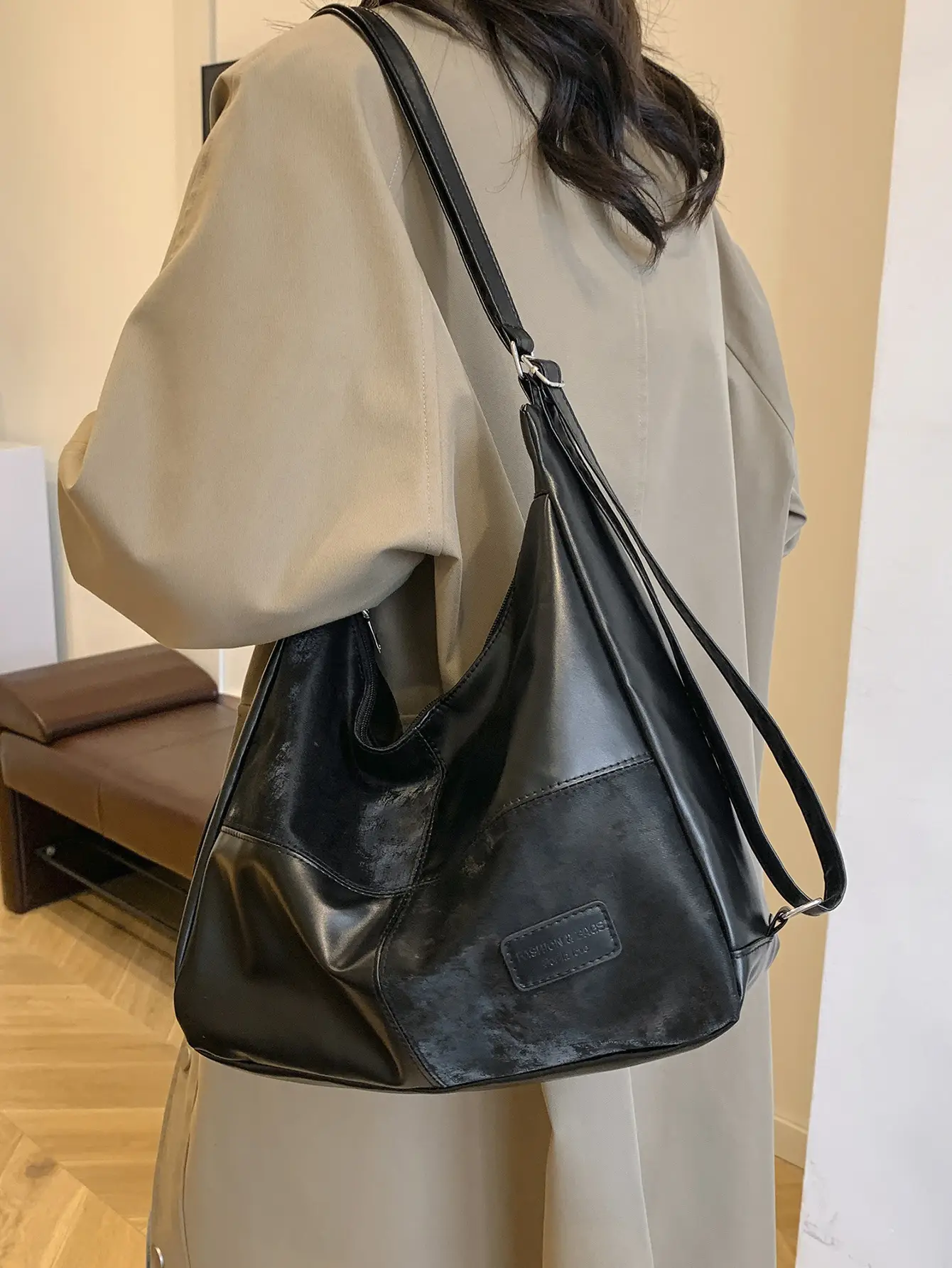 Women's Multifunctional Tote Bag Brown Leather - Image 5