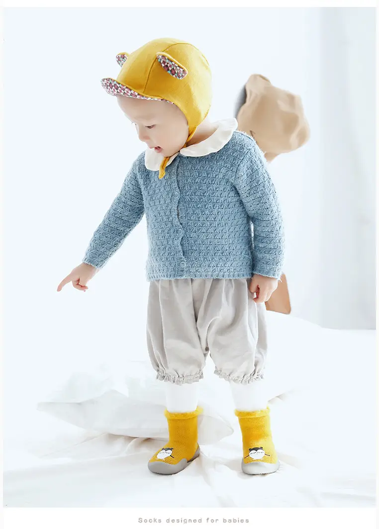 Winter Non-Slip Fleece Socks & Shoes for Kids — feature 13