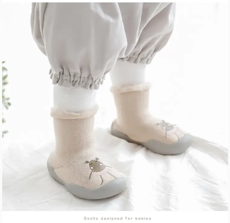 Winter Non-Slip Fleece Socks & Shoes for Kids — feature 14