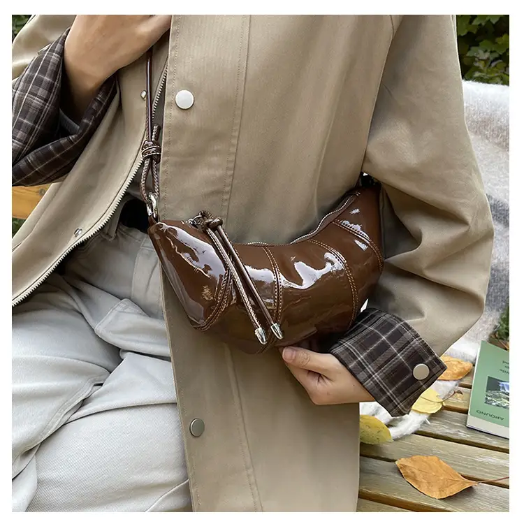 Brown Glossy Crossbody Bag for Women Autumn Winter 2024 — feature 7