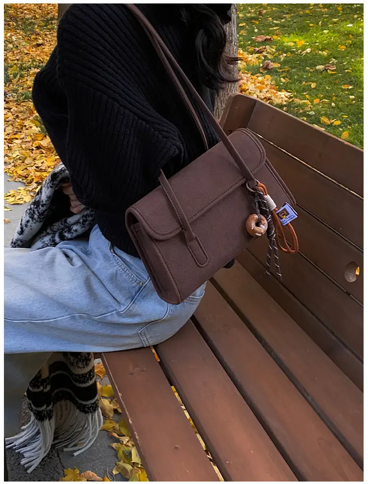 Women's Retro Frosted Shoulder Bag Black 2026 — feature 9