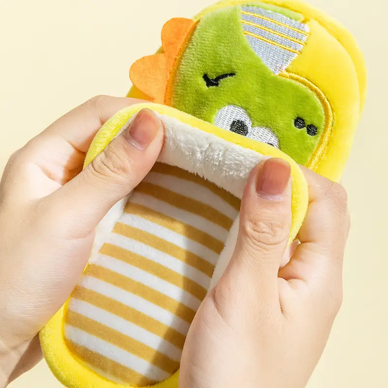 Children's Cotton Slippers 2025 Cute Autumn and Winter Boys and Girls Baby Home Indoor Non-Slip Warm Cotton Shoes Winter — feature 4