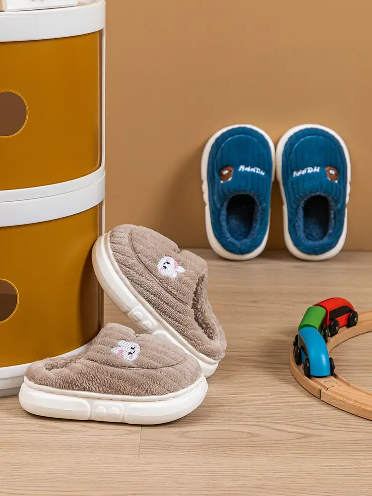 Children's Cotton Slippers for Boys and Girls Autumn and Winter Home Indoor Soft Bottom Non-slip Middle and Big Children's Cute Cartoon Warm Slippers — feature 5