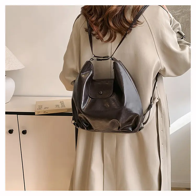 Retro Solid Color Shoulder Backpack for Women 2024 — feature 11