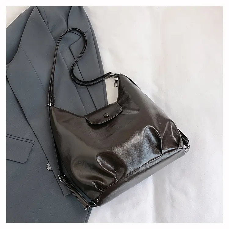 Retro Solid Color Shoulder Backpack for Women 2024 — feature 22