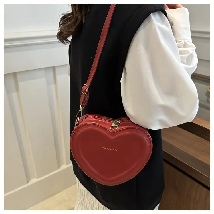 Heart Shaped Green Women's Crossbody Bag - Image 14