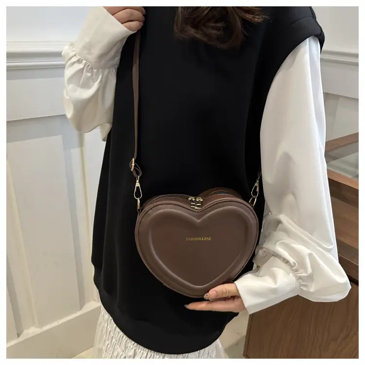 Heart Shaped Green Women's Crossbody Bag — feature 20