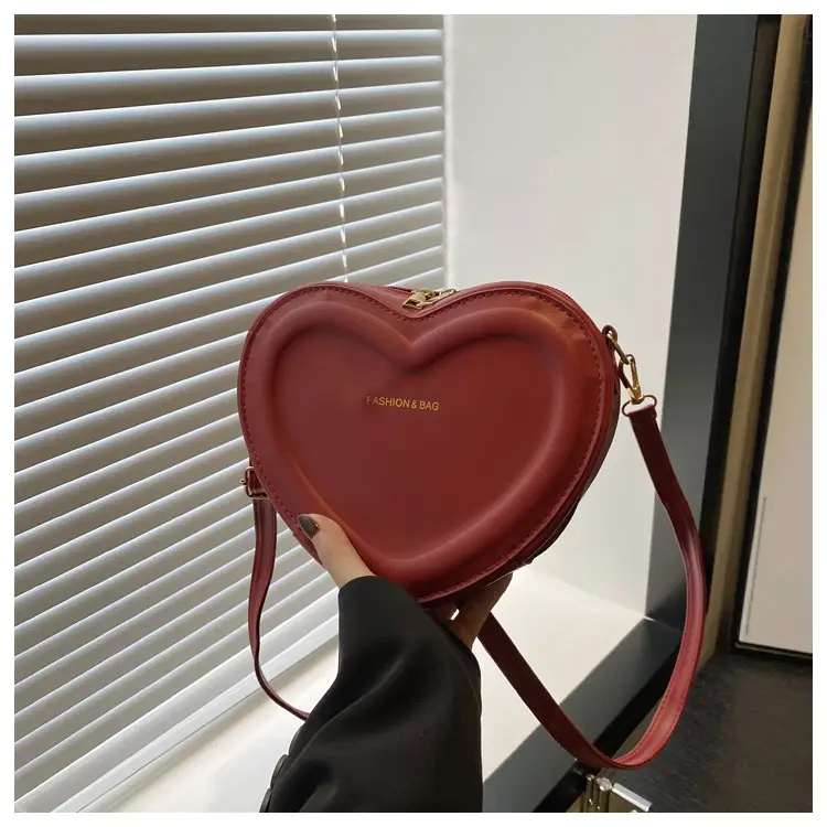 Heart Shaped Green Women's Crossbody Bag - Image 11