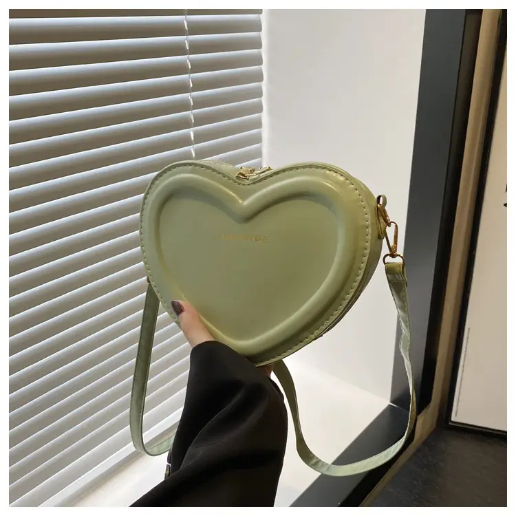 Heart Shaped Green Women's Crossbody Bag - Image 3