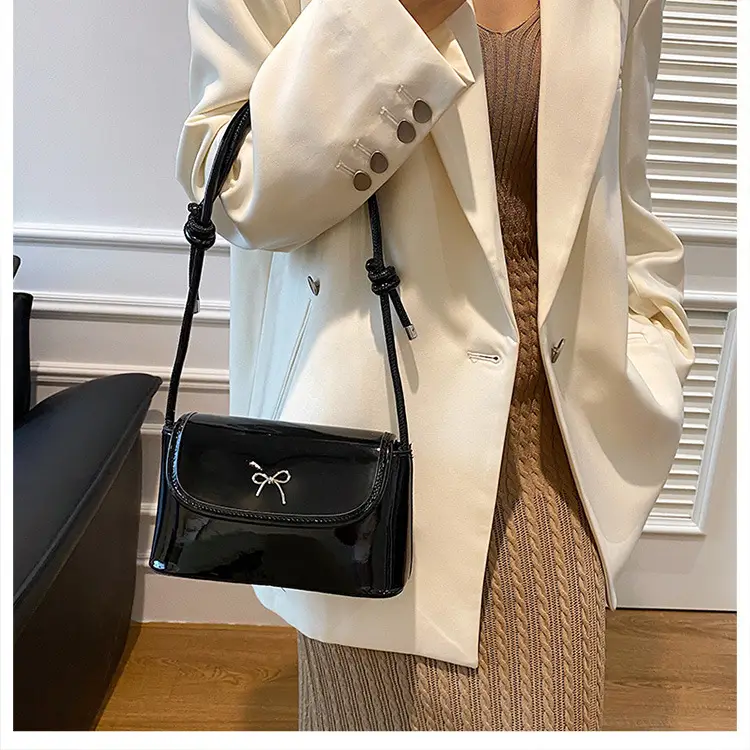 Black Korean Style Crossbody Bag for Women — feature 10