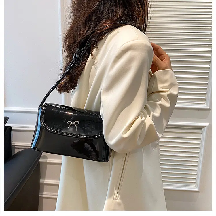 Black Korean Style Crossbody Bag for Women — feature 11