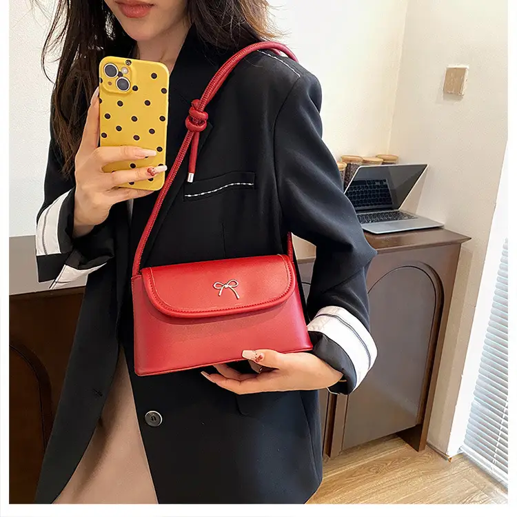 Black Korean Style Crossbody Bag for Women — feature 14