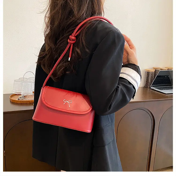 Black Korean Style Crossbody Bag for Women — feature 15
