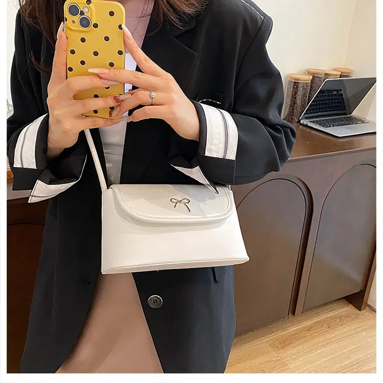 Black Korean Style Crossbody Bag for Women — feature 16