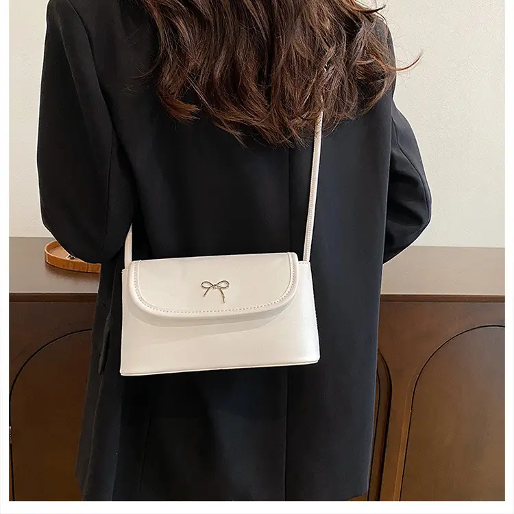 Black Korean Style Crossbody Bag for Women — feature 17