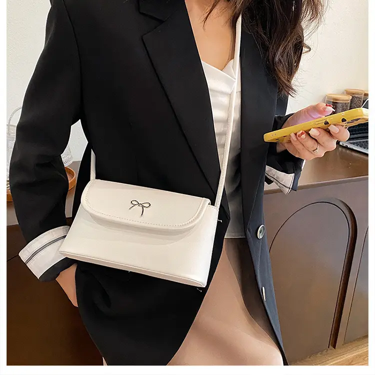 Black Korean Style Crossbody Bag for Women — feature 18