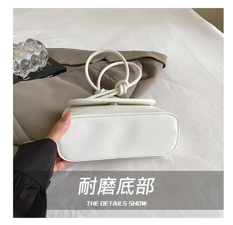 Black Korean Style Crossbody Bag for Women — feature 4