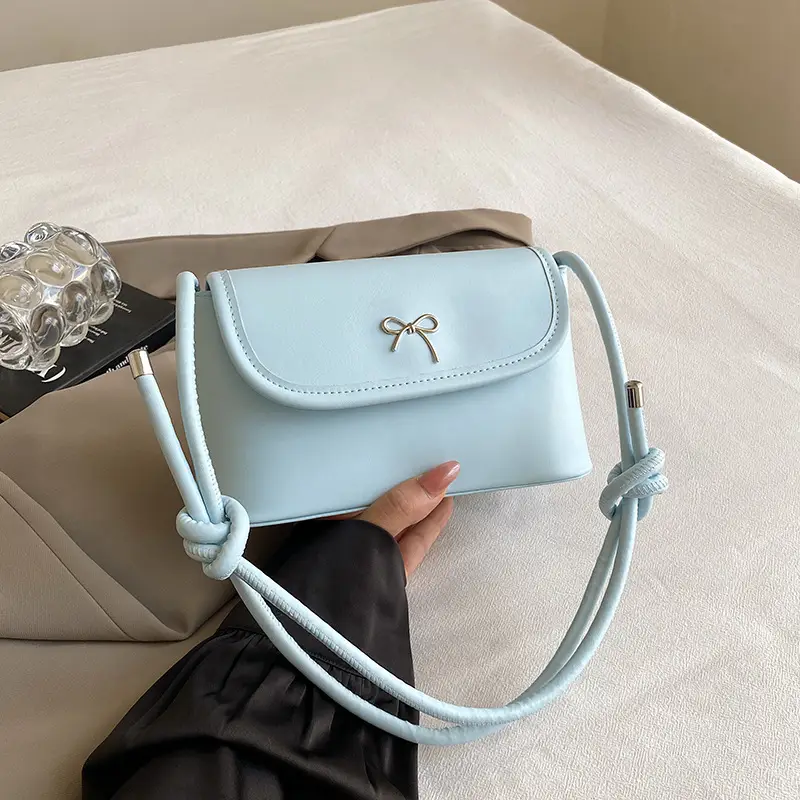 Black Korean Style Crossbody Bag for Women - Image 5