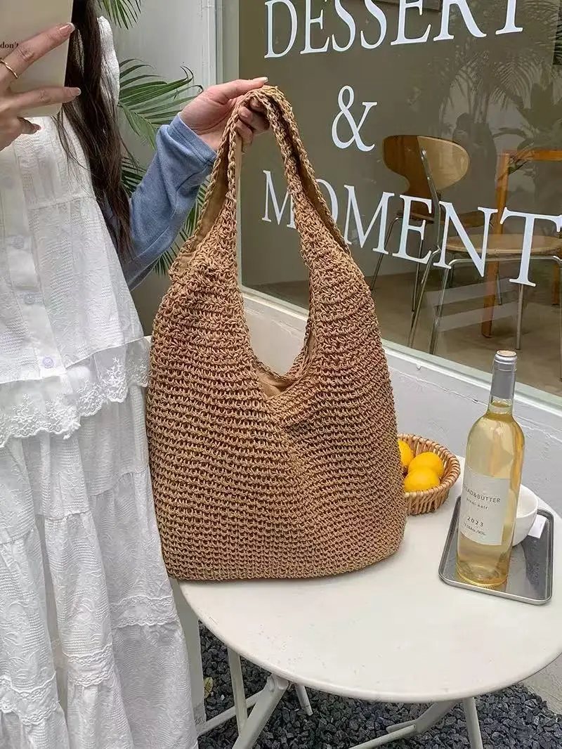 Women's Straw Crossbody Bag Large Capacity Summer Beach Bag — feature 11