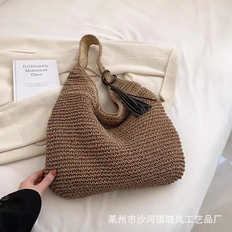 Women's Straw Crossbody Bag Large Capacity Summer Beach Bag - Image 2