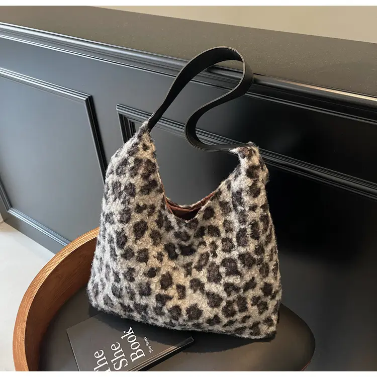 Leopard Print Women's Shoulder Bag Autumn Winter 2024 — feature 20