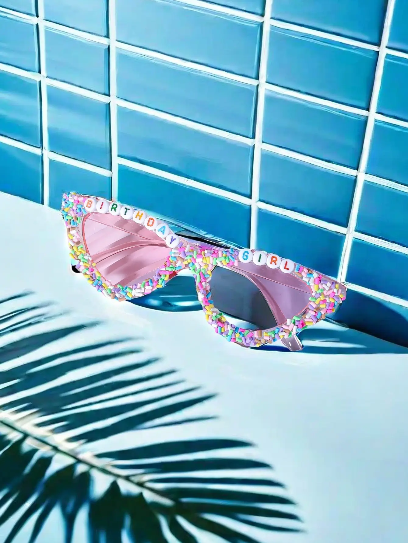 Cat's Eye Bridal Sunglasses Grey Crystal — feature 1