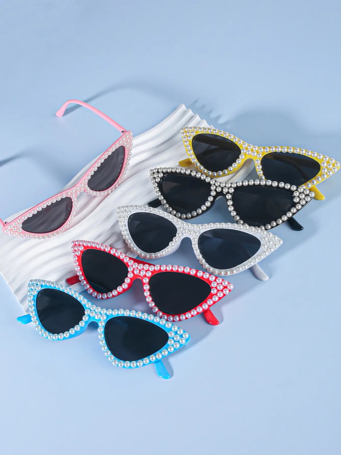 Cat's Eye Bridal Sunglasses Grey Crystal — feature 9