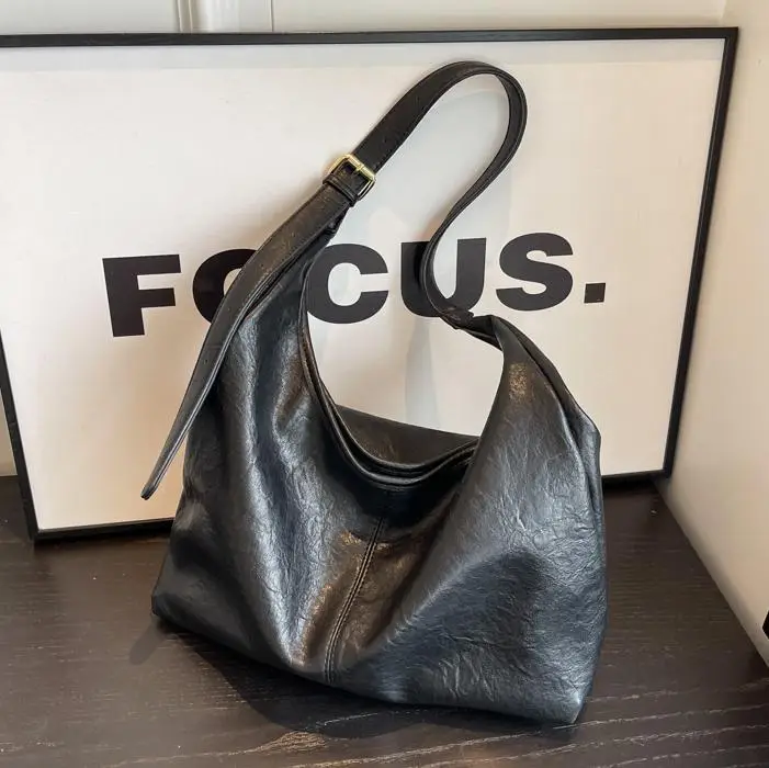 Retro Brown Leather Shoulder Bag for Women 2026 - Image 8