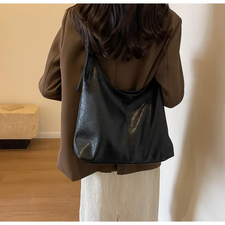 Retro Brown Leather Shoulder Bag for Women 2026 — feature 30
