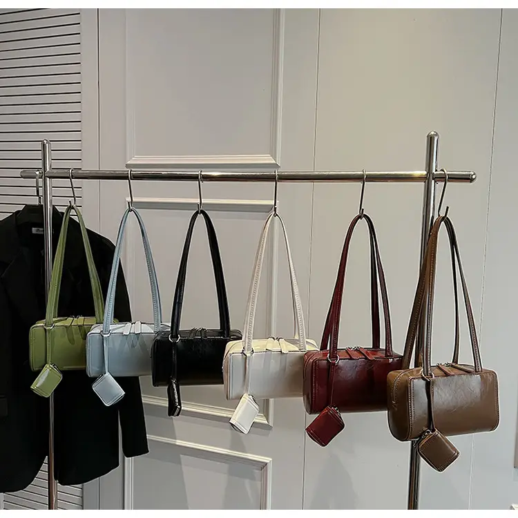 Women's Black Fringed Shoulder Bag Autumn Winter 2024 — feature 1