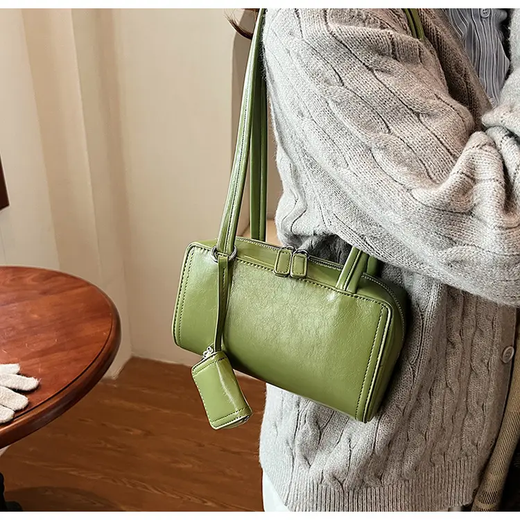 Women's Black Fringed Shoulder Bag Autumn Winter 2024 — feature 17
