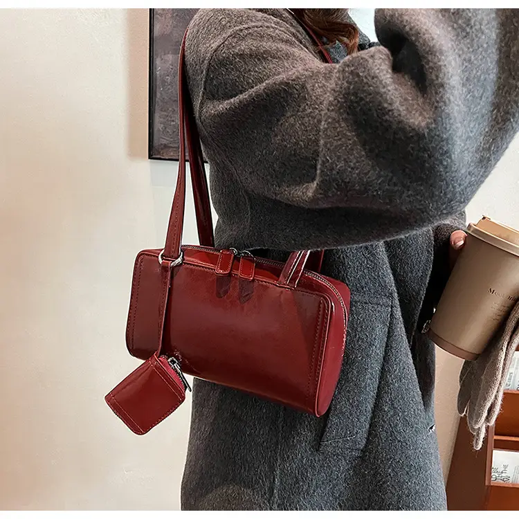 Women's Black Fringed Shoulder Bag Autumn Winter 2024 — feature 21