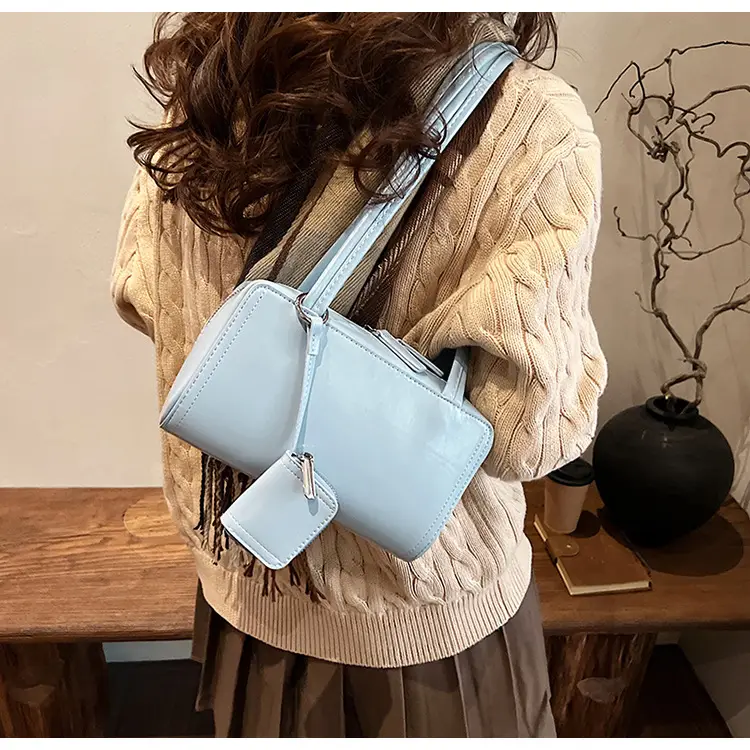 Women's Black Fringed Shoulder Bag Autumn Winter 2024 — feature 29