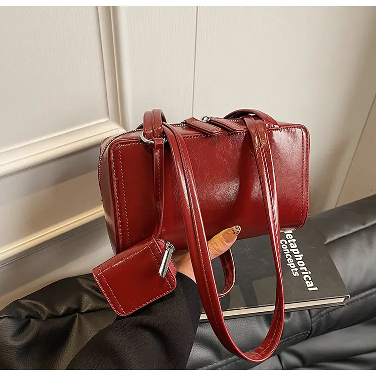 Women's Black Fringed Shoulder Bag Autumn Winter 2024 — feature 34