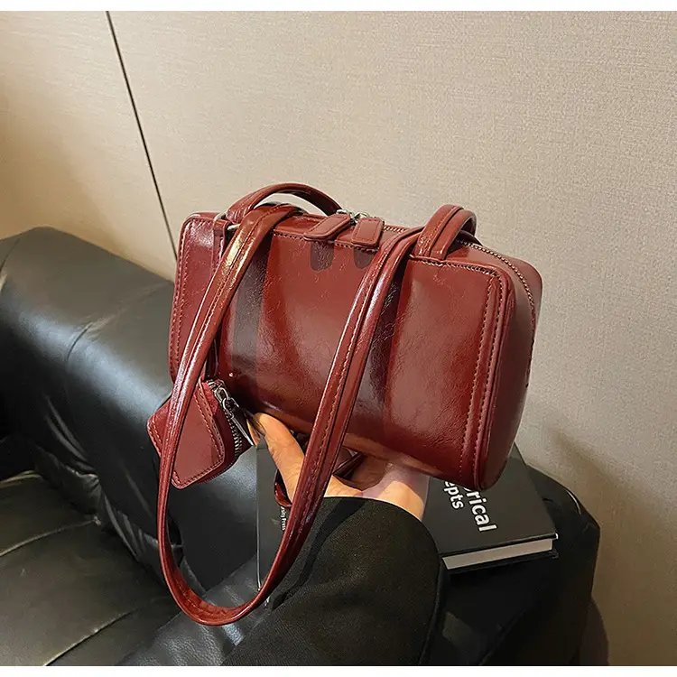 Women's Black Fringed Shoulder Bag Autumn Winter 2024 — feature 35