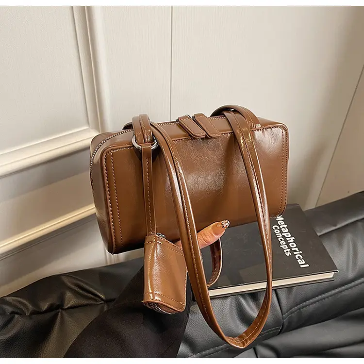 Women's Black Fringed Shoulder Bag Autumn Winter 2024 — feature 37