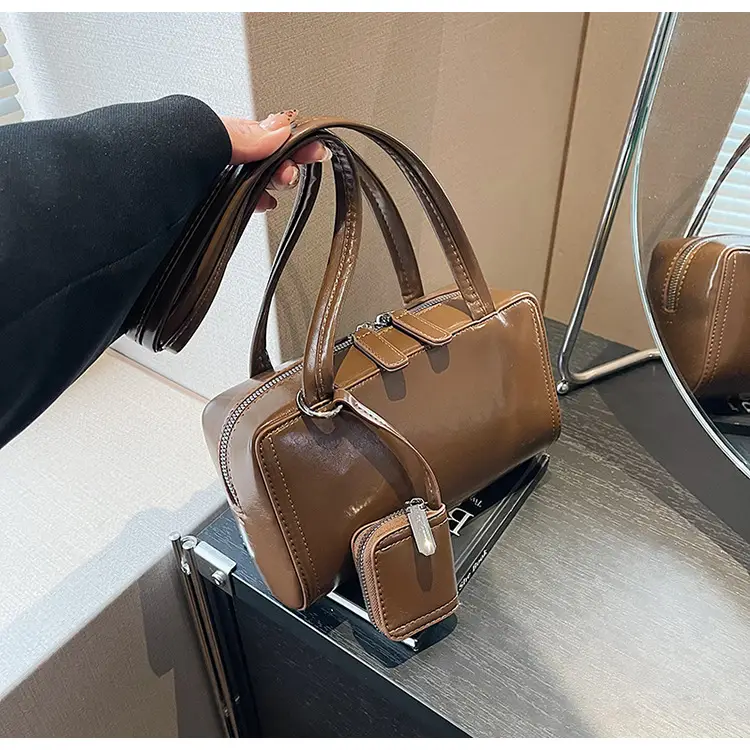 Women's Black Fringed Shoulder Bag Autumn Winter 2024 — feature 39