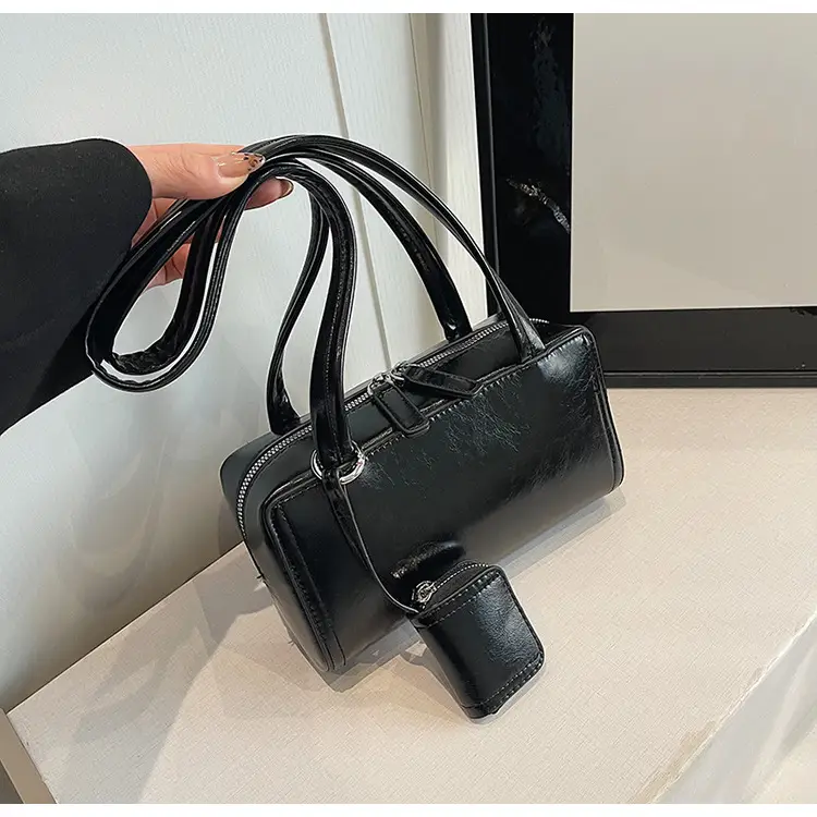 Women's Black Fringed Shoulder Bag Autumn Winter 2024 — feature 42
