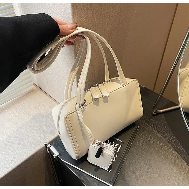 Women's Black Fringed Shoulder Bag Autumn Winter 2024 — feature 46
